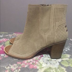 Brand New Toms Open Toe Booties